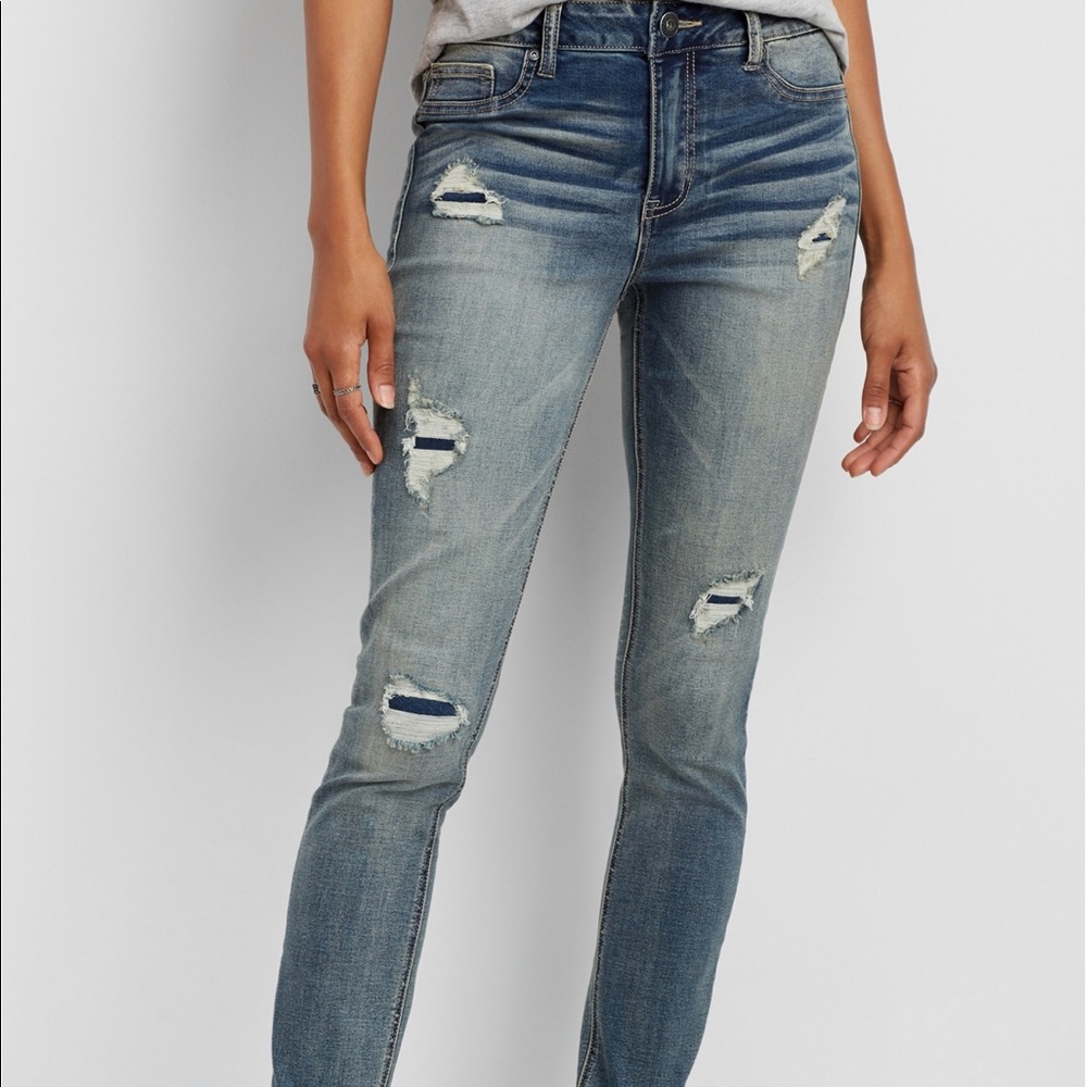 BNWOT Maurices High Rise Jeggings